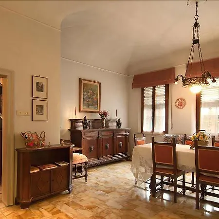 Fiorita Bed & Breakfast Siena